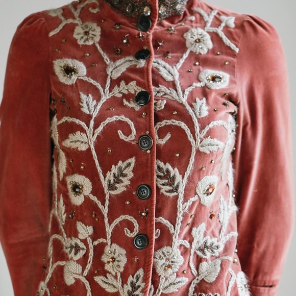 Velvet embroidered beaded Blazer Jacket - Picture 4 of 15